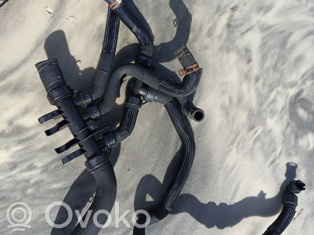 Opel Vivaro Engine coolant pipe/hose 