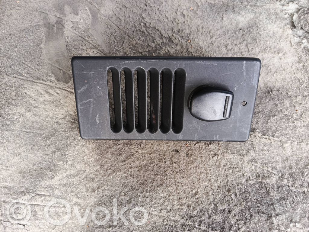 Opel Vivaro Altro elemento di rivestimento bagagliaio/baule 