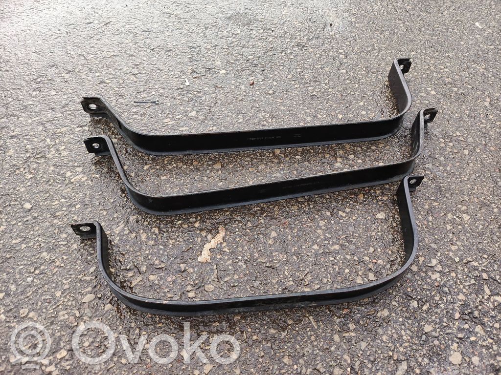 Ford Transit Custom Polttoainesäiliön kannake 