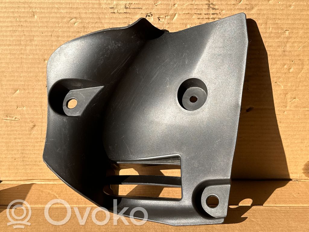 Opel Vivaro Element deski rozdzielczej / dół 