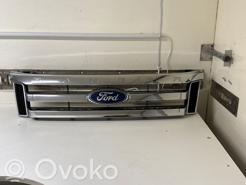 Ford Ranger Front bumper upper radiator grill 