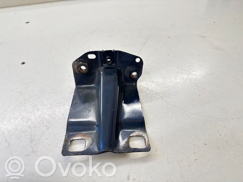 Fender mounting bracket   BK2116C096AA