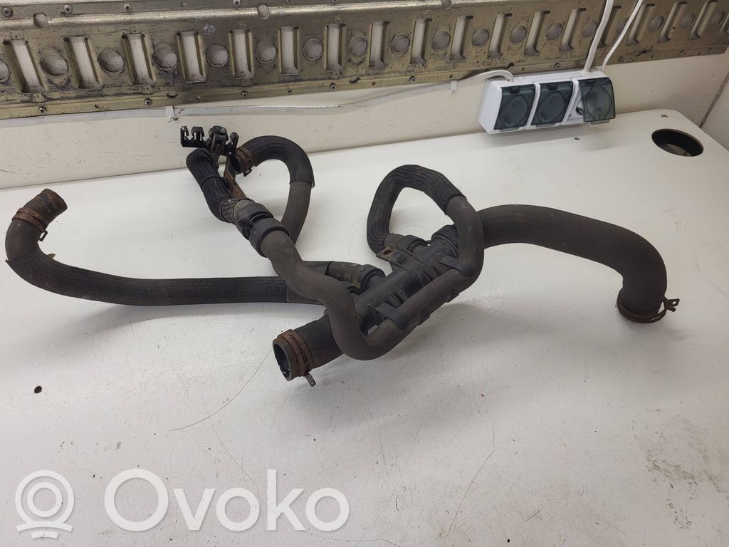 Opel Vivaro Engine coolant pipe/hose 