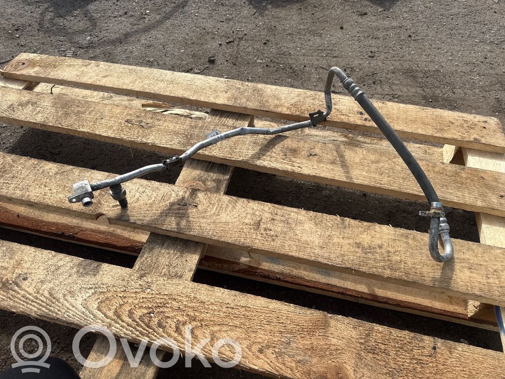 Opel Vivaro Ilmastointilaitteen putki (A/C) 