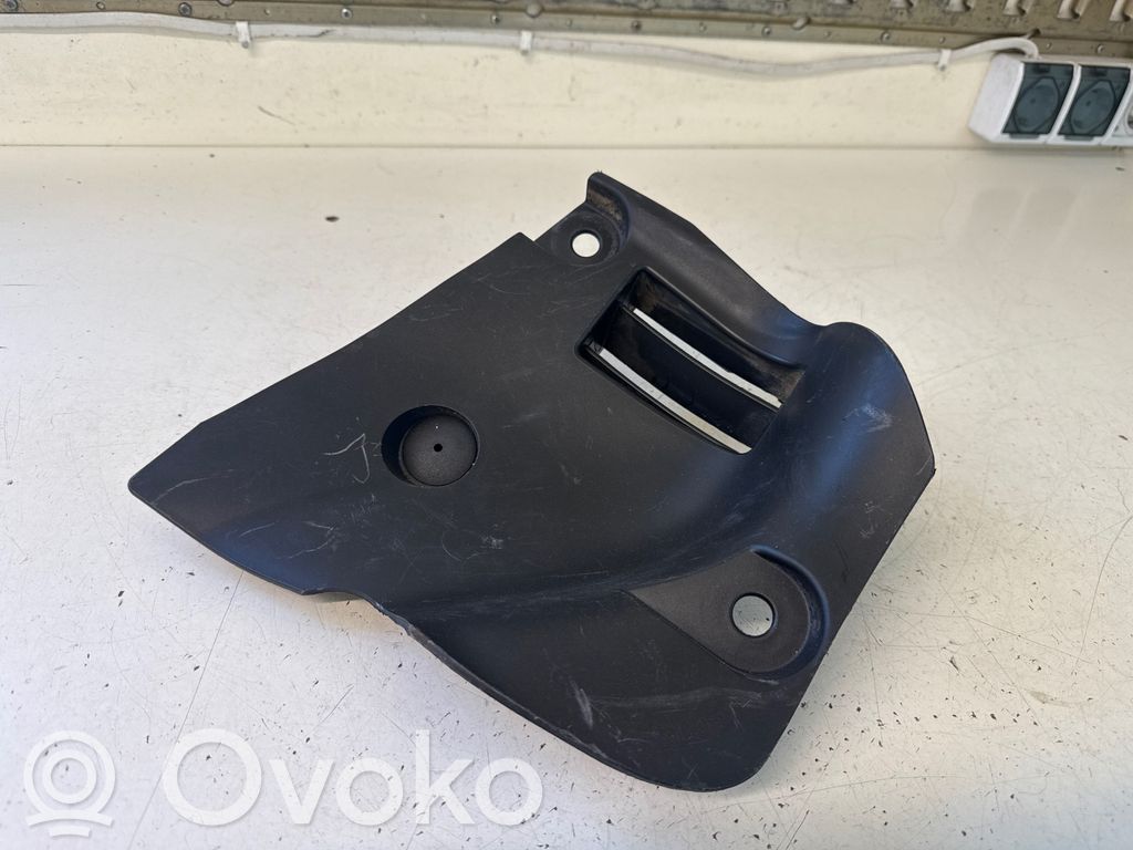 Opel Vivaro Element deski rozdzielczej / dół 