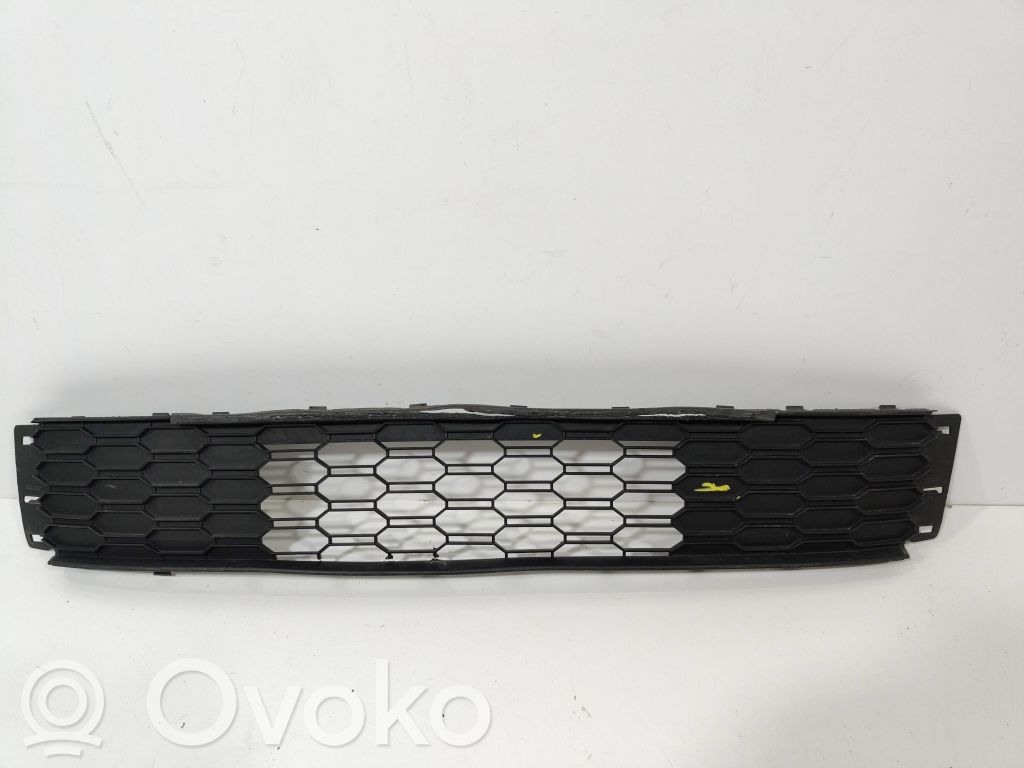 Skoda Fabia Mk3 (NJ) Kratka dolna zderzaka przedniego 