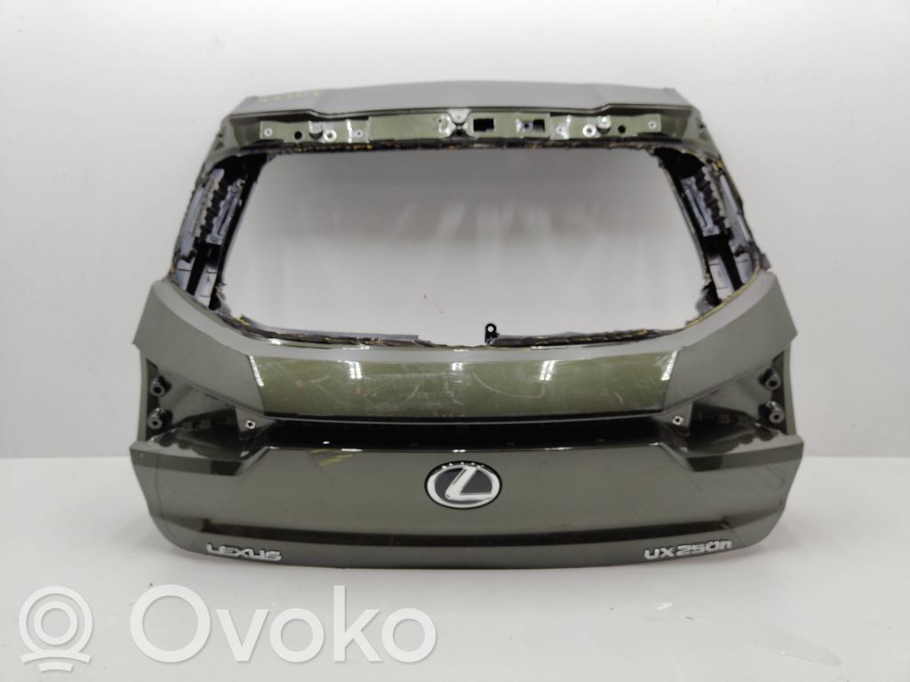 Lexus UX Truck tailgate 