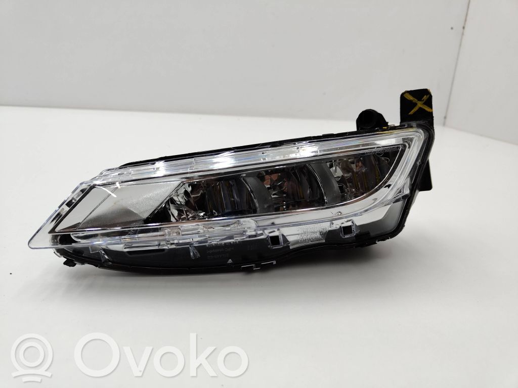 Seat Leon (5F) Etusumuvalo 