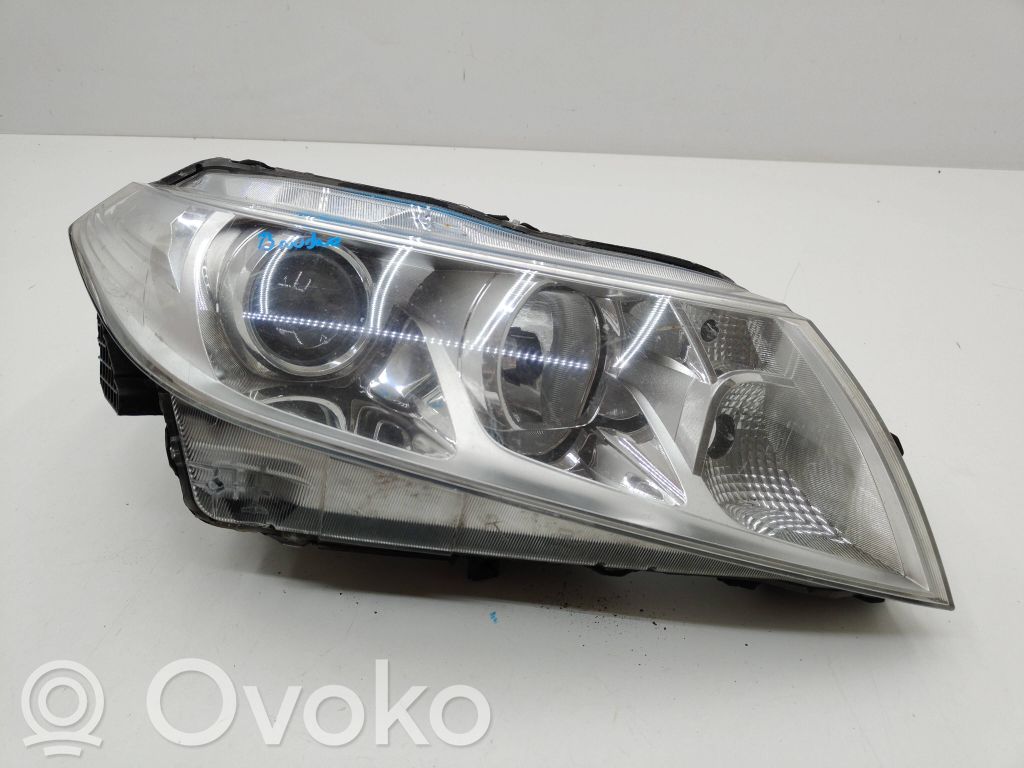 Suzuki Vitara (LY) Headlight/headlamp 