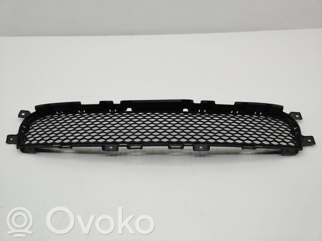 Dodge Durango III Front bumper lower grill 