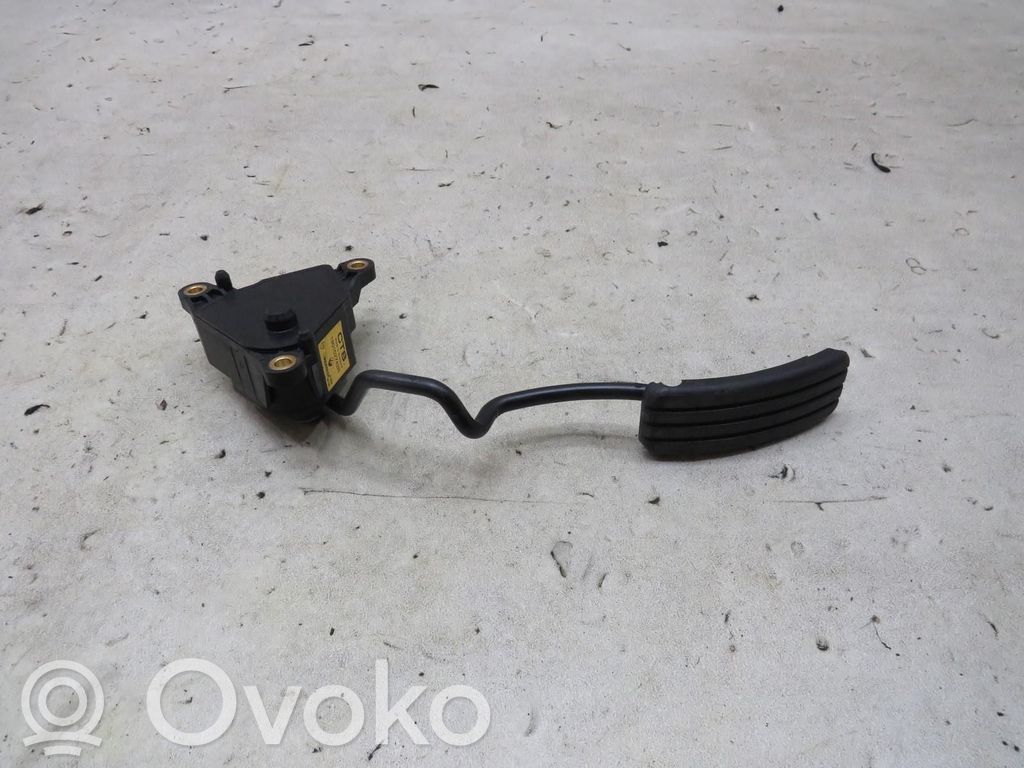 Renault Zoe Pedał gazu / przyspieszenia 