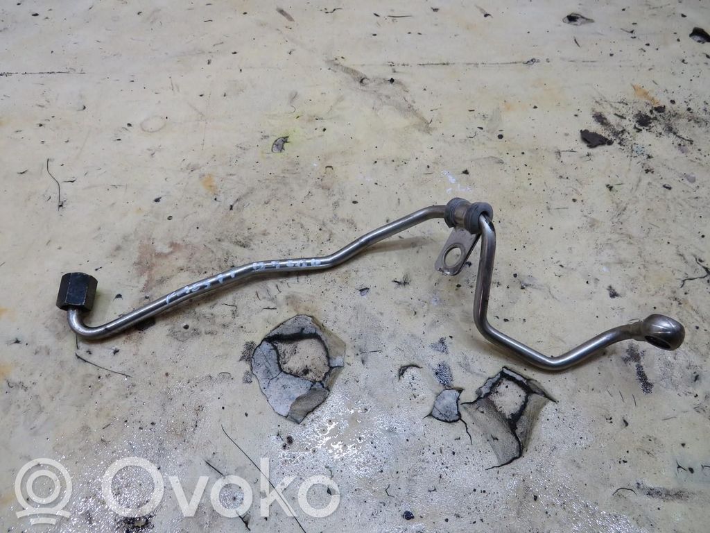 Volkswagen PASSAT B8 Turbo air intake inlet pipe/hose 