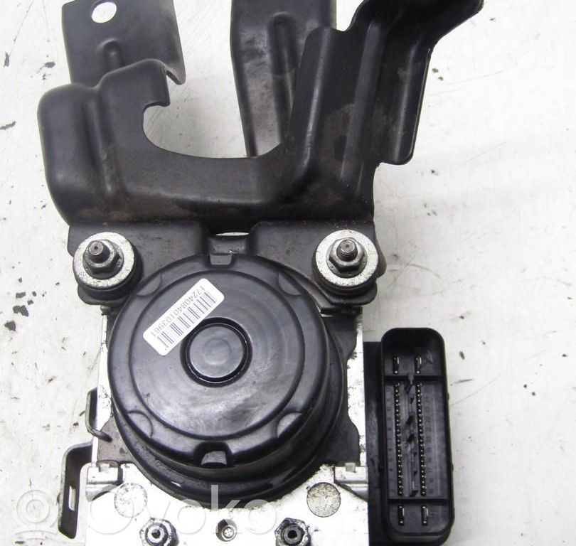 Toyota Yaris ABS Pump 
