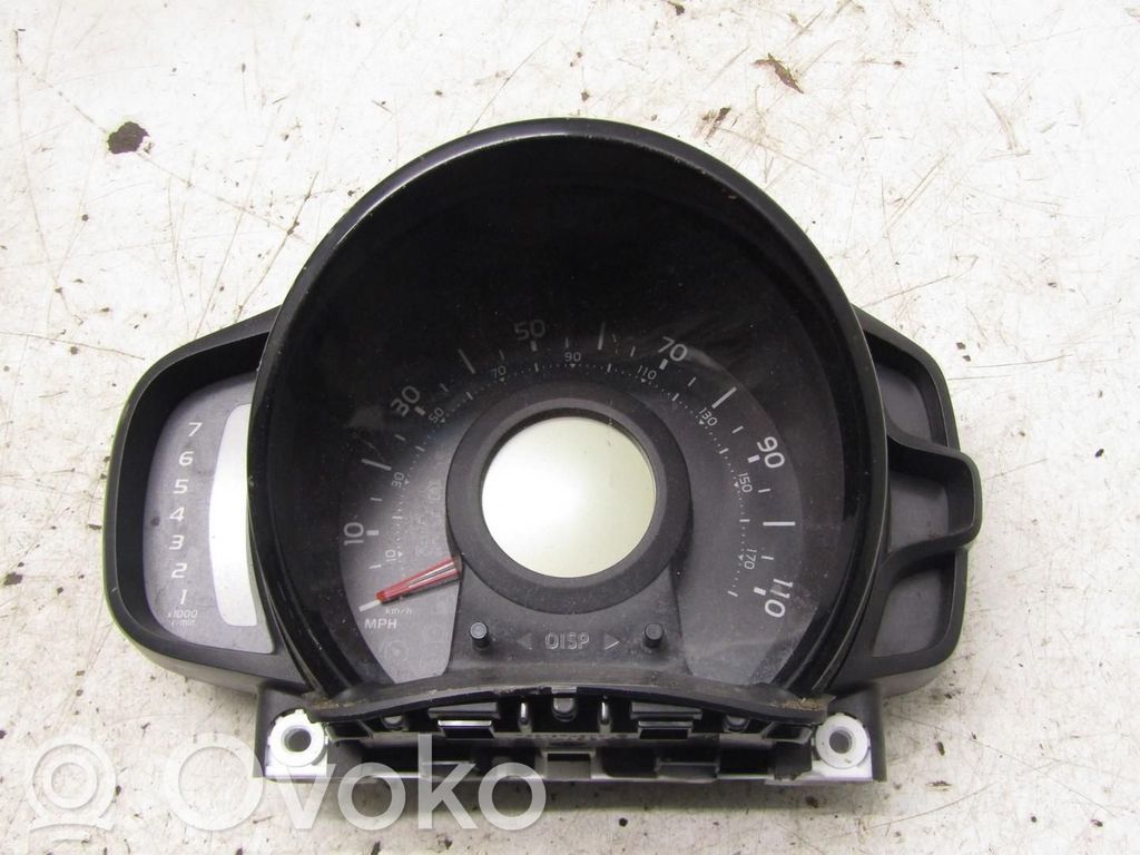 Toyota Aygo AB40 Speedometer (instrument cluster) 