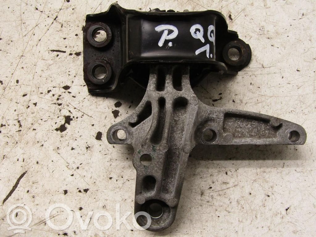 Nissan Qashqai Supapă vacuum suport motor 