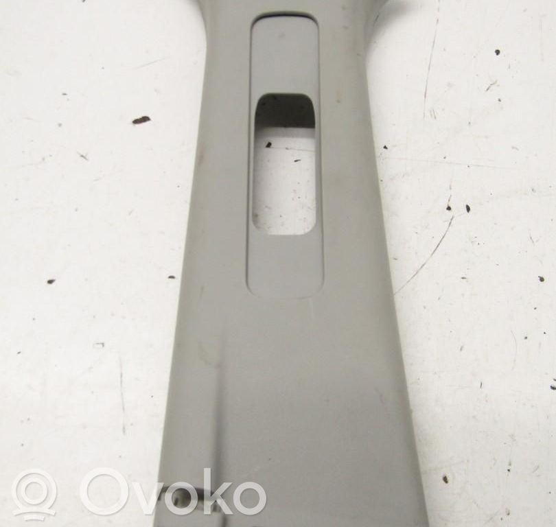 Suzuki Ignis Rivestimento montante (C) 