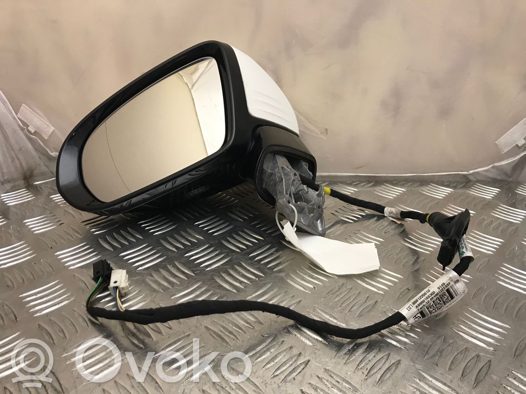 Mercedes-Benz E W238 Elektryczne lusterko boczne drzwi przednich 