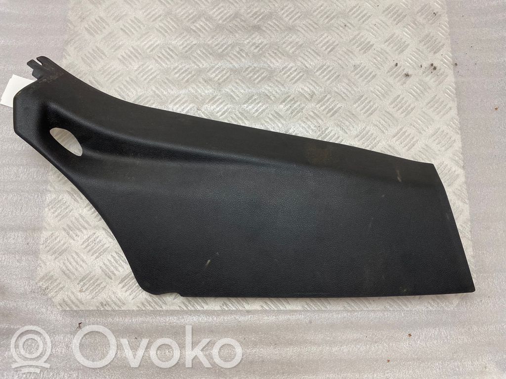 BMW 2 F46 Moldura del pillar (D) (Inferior) 
