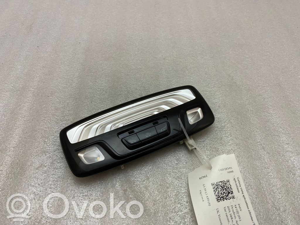BMW X4 G02 Lampka podsufitki tylna 