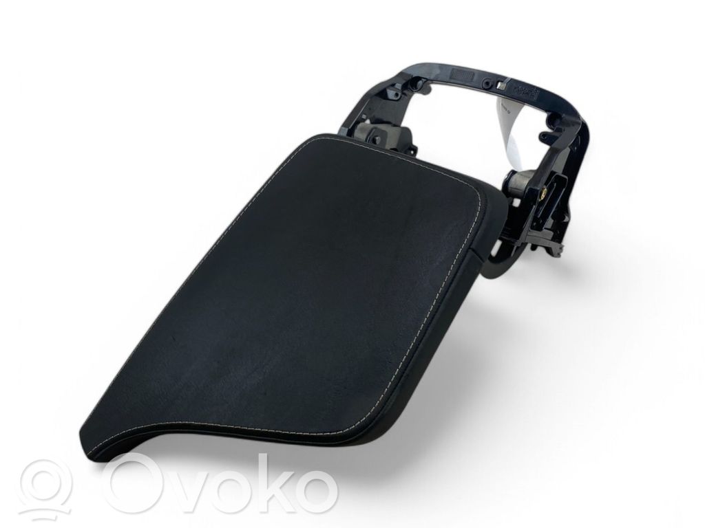 Armrest   31420995