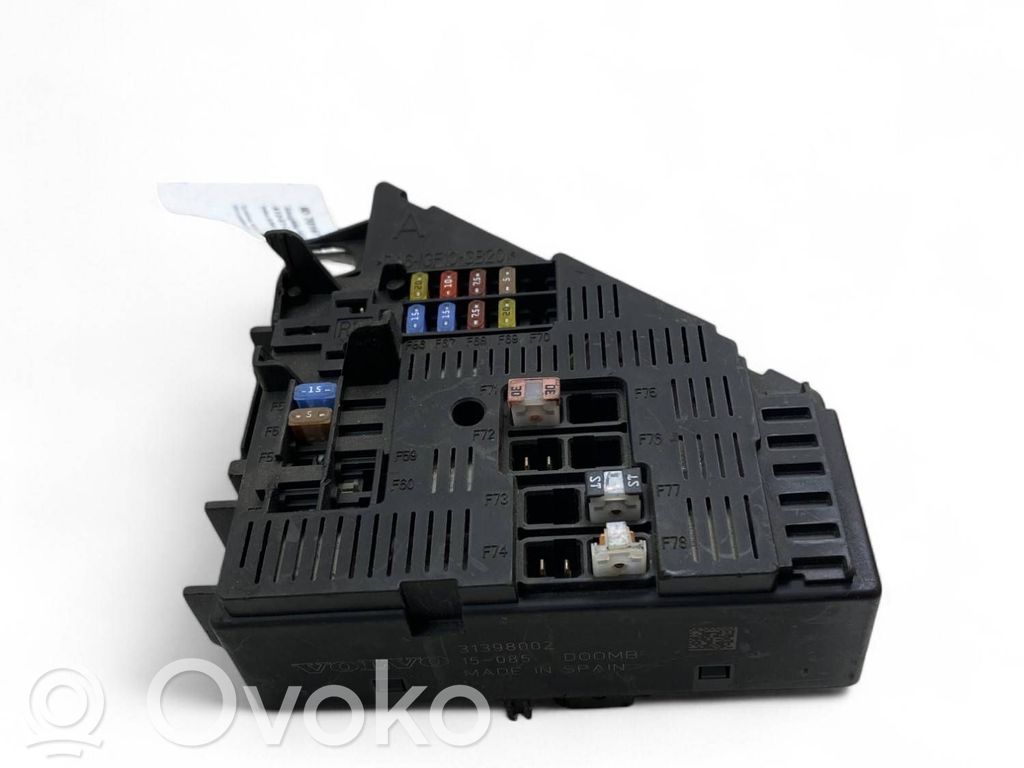 Volvo XC90 Fuse module 