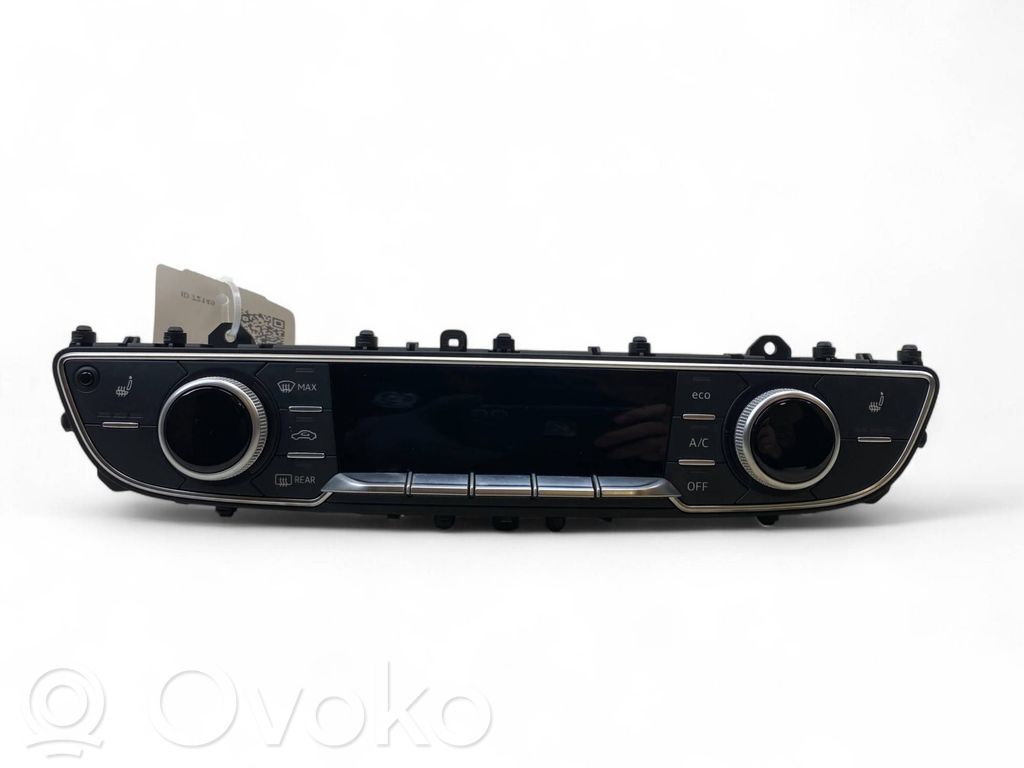 Audi Q7 4M Climate control unit 
