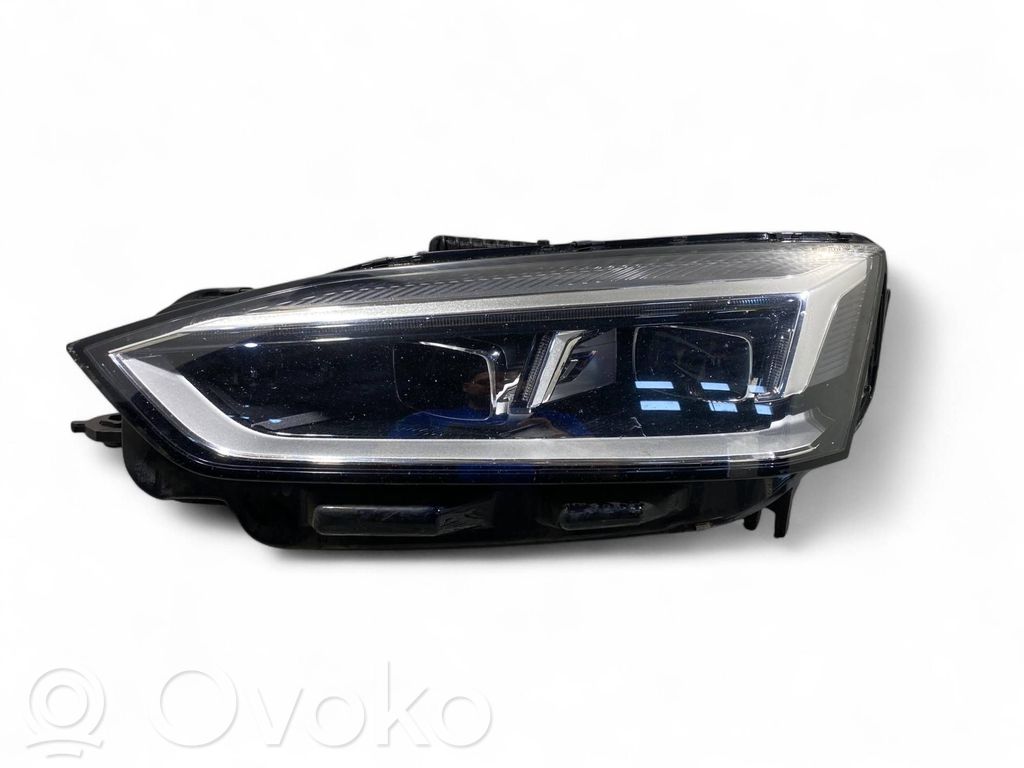 Audi A5 Headlight/headlamp 