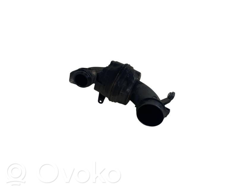 Volvo XC90 Rezonator admisie 