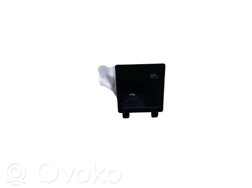 USB socket connector   9366765