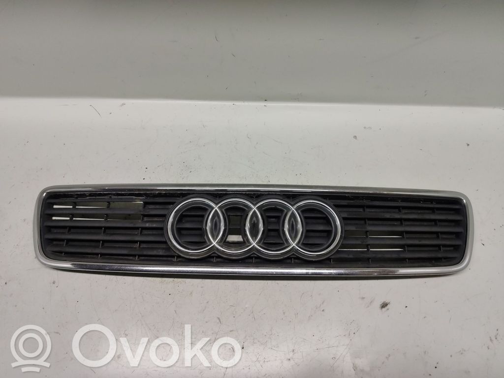 Front grill   8D0853651D