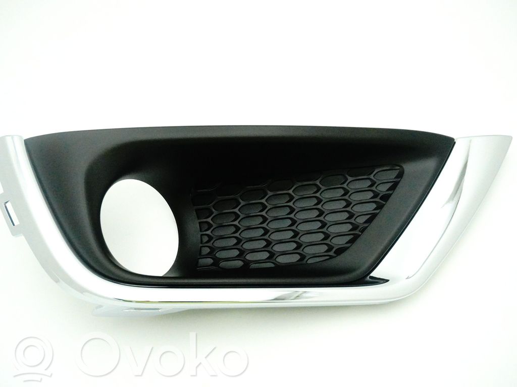 Etusumuvalon ritilä   735723725,7BL10SZ0,53233174,53219509