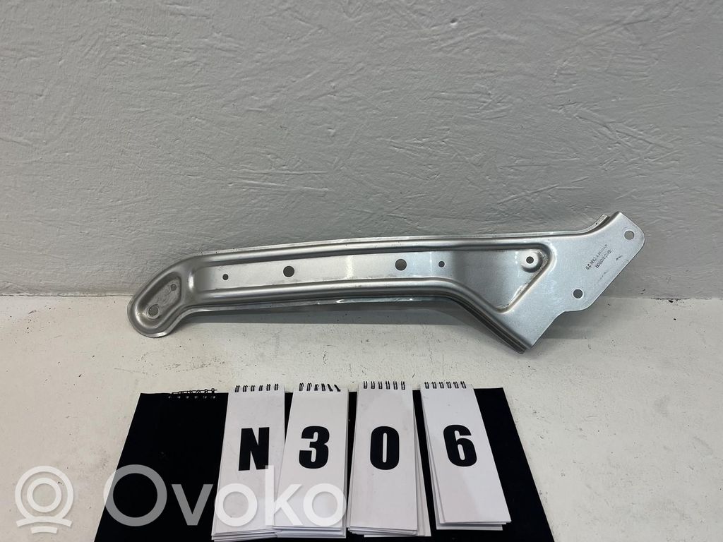 MG HS Headlight/headlamp mounting bracket 