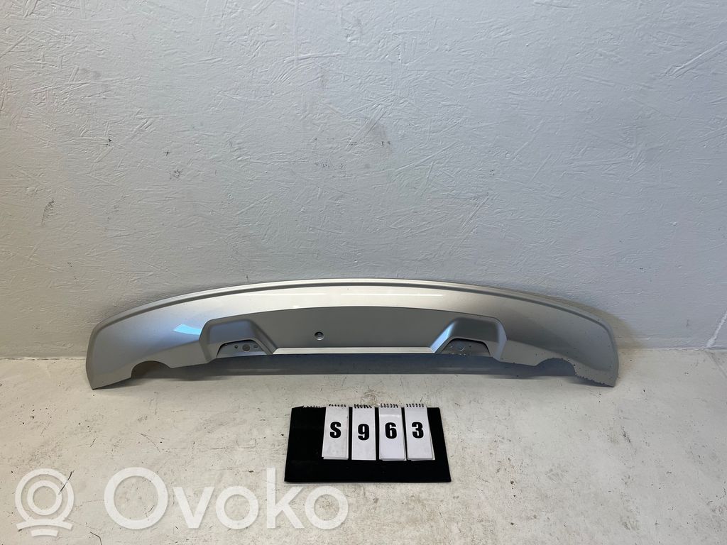 Volvo XC40 Listwa dolna zderzaka tylnego 