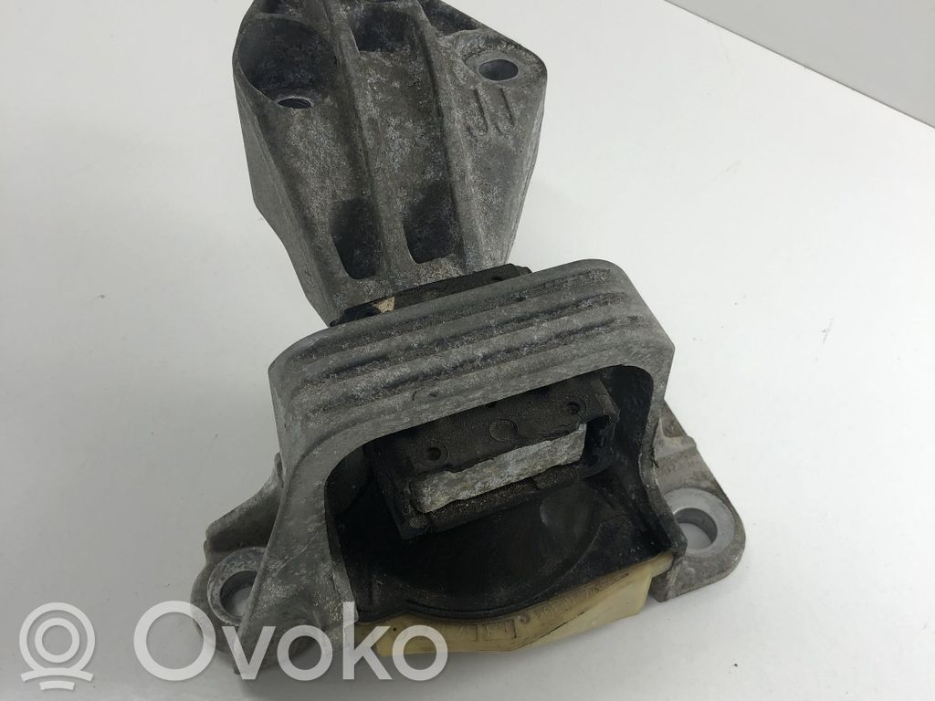 Renault Scenic III -  Grand scenic III Engine mount bracket 