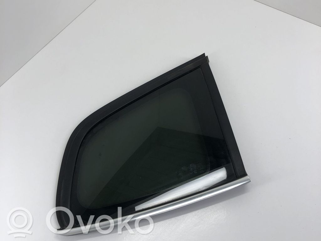 Renault Laguna III Rear side window 