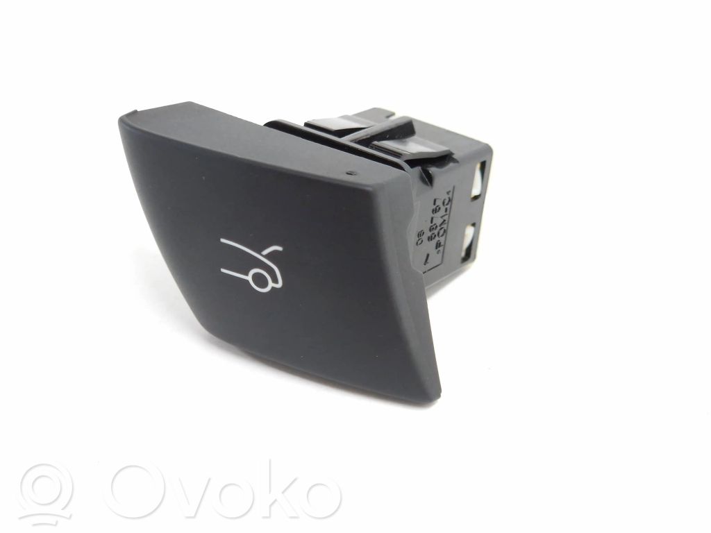 Citroen DS5 Tailgate/boot open switch button 