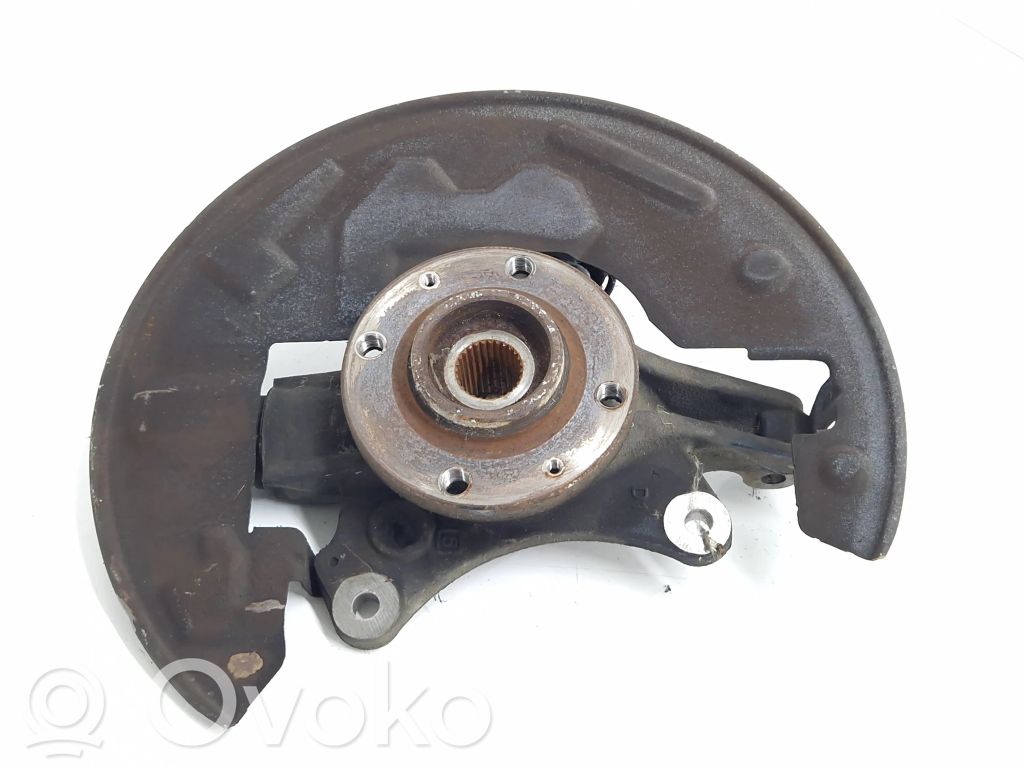 Front wheel hub