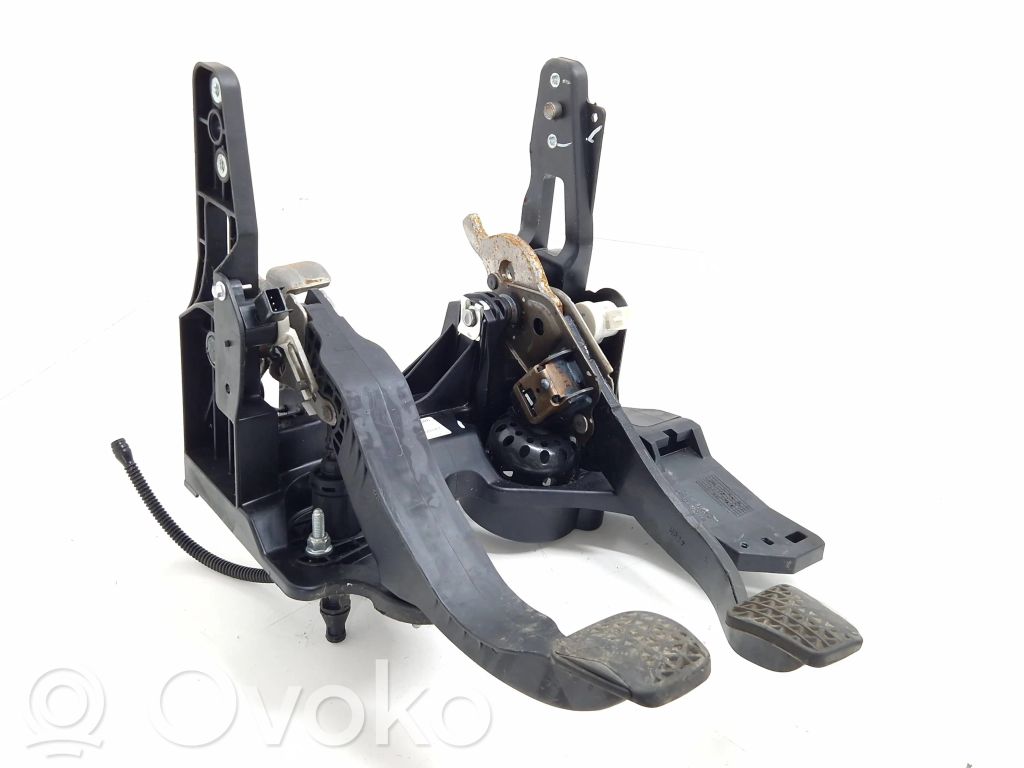 Opel Zafira C Conjunto de pedal 
