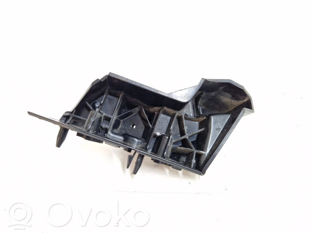 Ford Focus Front bumper mounting bracket 