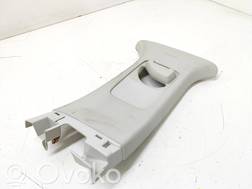 Ford Focus Pilar (B) (superior) 