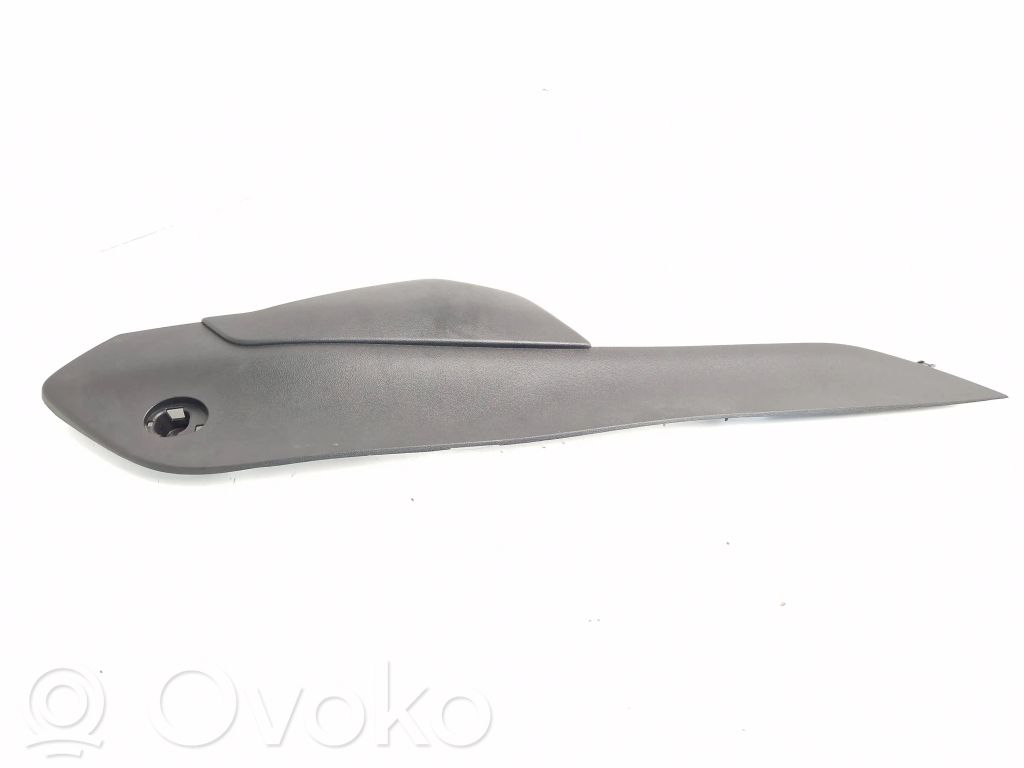 Ford Focus Šoninė apdaila (priekinė) 