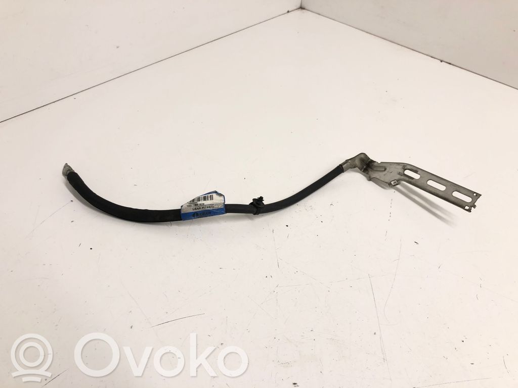 Opel Vivaro Minus / Klema / Przewód akumulatora 