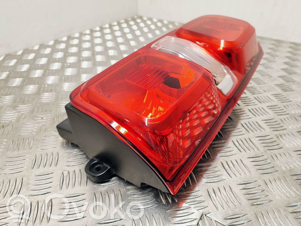 Lampă spate în caroserie   9808243080,0019725301,A002ZH
