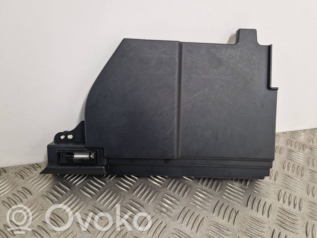 Dashboard lower bottom trim panel   EM2BR044C98