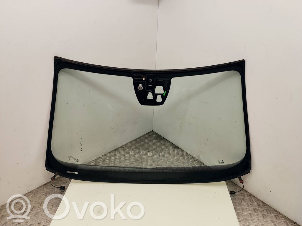 Volvo V70 Parbriz față 
