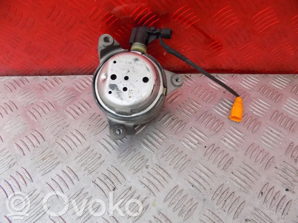 Audi A7 S7 4G Supporto di montaggio del motore 