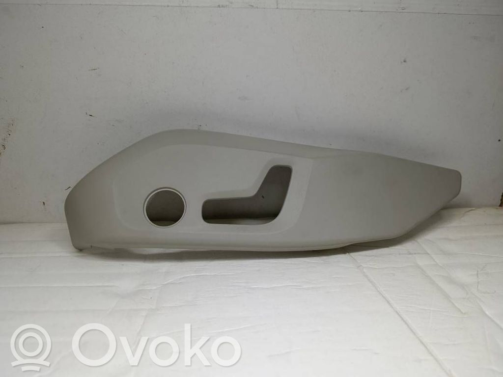 Osłona / Obudowa fotela przedniego pasażera   39831631,39831630,SK114001