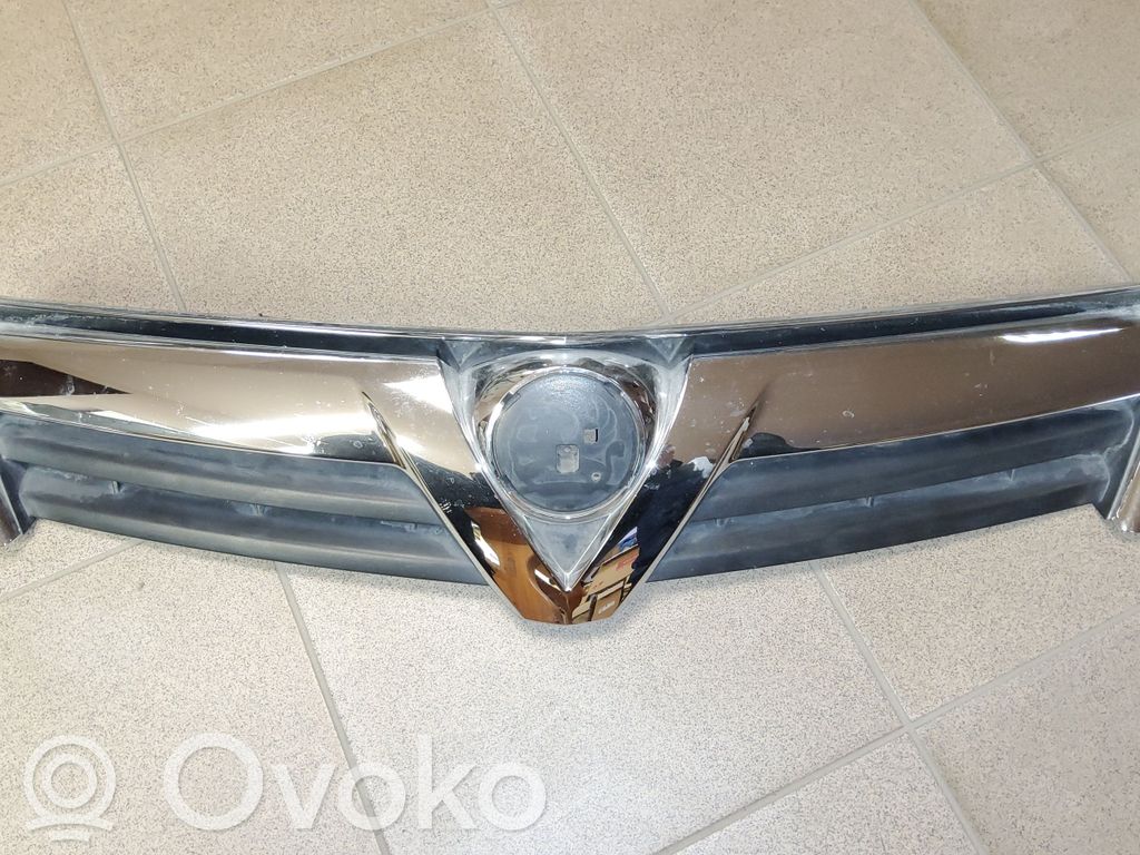 Opel Antara Front grill 
