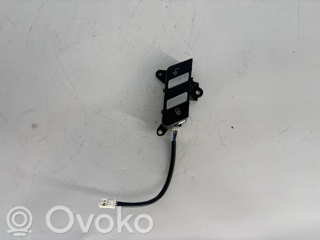Central locking switch button   A2218201210,033710101