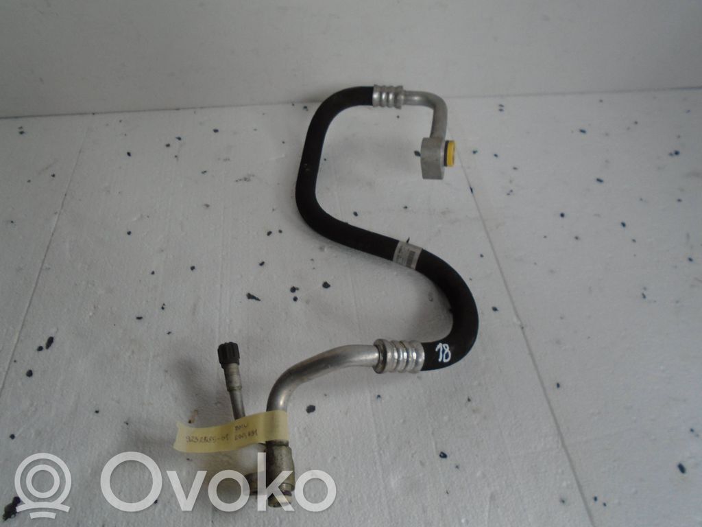 BMW 3 E90 E91 Air conditioning (A/C) pipe/hose 